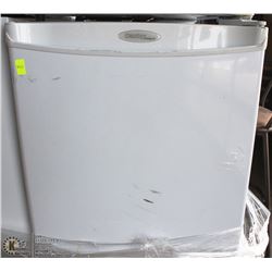 WHITE DANBY BAR FRIDGE , AS IS