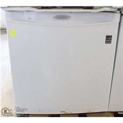 WHITE DANBY BAR FRIDGE , AS IS