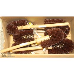 CASE OF NEW BOWL BRUSH HEAD TURKS-WOOD HANDLED