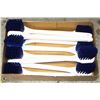 Image 1 : FLAT W/ 9 UTILITY POLY-MEDIUM BRUSHES-20" LENGTH