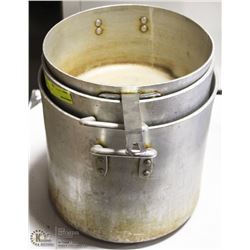 GROUP OF 3 ALUMINUM COMMERCIAL STOCK POTS