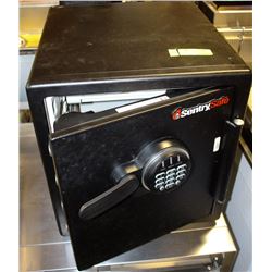 PLASTIC PLATED SENTRY SAFE WITH 1 TRAY