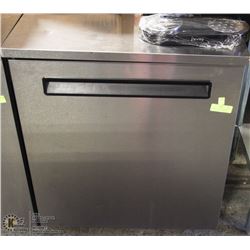 DELFIELD 27" UNDERCOUNTER COOLER - TESTED, WORKING