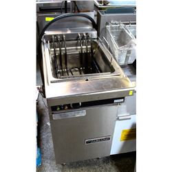 GARLAND ELECTRIC PASTA MAKER