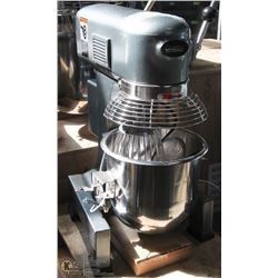 10 QT. GEAR DRIVEN COMMERCIAL MIXER  NEW
