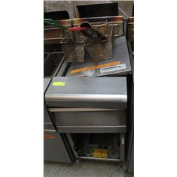 FRYMASTER DOUBLE BASKET DEEP FRYER 110BTU
