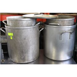 LOT OF 4 STOCK POTS AND LID