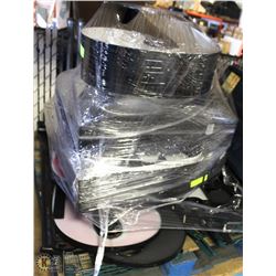 PALLET WITH DISASSEMBLED GREEN METRO RACKING AND