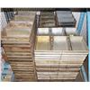 Image 3 : PALLET OF 4 STRAP BREAD PANS