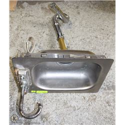 SINGLE SS SINK INSERT MISSING KNOB