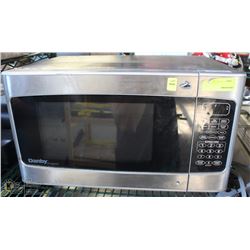 DANBY MICROWAVE 1500 WATT MO: DMW111KSSDD