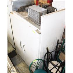6FT DOUBLE DOOR COOLER