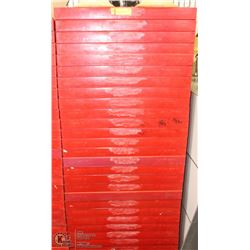 RED DRADER CART WITH APPROX 30 DRADER BREAD TRAYS