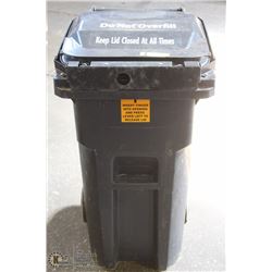 LOCKING BEAR SAVER GARBAGE BIN ON WHEELS