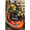 Image 1 : LOT OF 2 PNEUMATIC COMMERCIAL VACUUMS