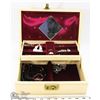 Image 1 : JEWELLERY BOX WITH CONTENTS.