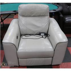OFF WHITE LEATHER ELECTRIC RECLINING SOFA CHAIR