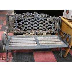 VINTAGE STYLE METAL & WOOD BENCH.