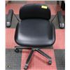 Image 1 : BLACK VINYL RE-COVERED METAL OFFICE CHAIR