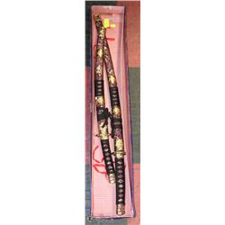 SET OF KATANA SWORDS DRAGON DESIGN PLUM AND GOLD