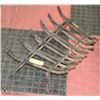 Image 1 : LOT OF 2 FIREPLACE/STOVE GRATES 18" WIDE HOME