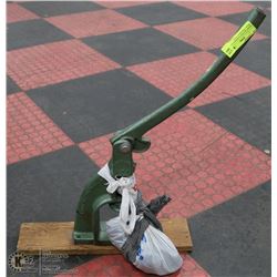 HANDY BUTTON COMMERCIAL PRESS 3 DIFFERENT SIZES