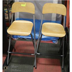 2 FOLDING BAR STOOLS.