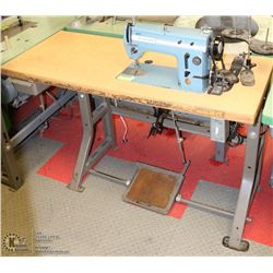 SINGER PROFESSIONAL. 20-33 COMMERCIAL SEWING