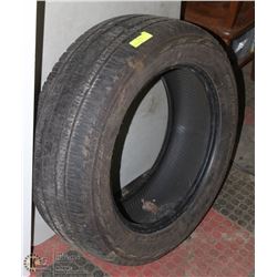 BRIDGESTONE DUELLER 255/55R19 TIRE WITH NO RIM.
