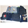 Image 1 : SHELF OF ASSORTED MENS JEANS INCL TOMMY HILFIGER