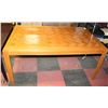 Image 1 : DINING TABLE 60X36X29