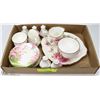 Image 1 : TRAY OF ROYAL ALBERT AMERICAN BEAUTY AND BLOSSOM