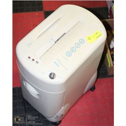 ROYAL PAPER SHREDDER