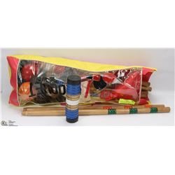 CROQUET SET - 6 PLAYERS.