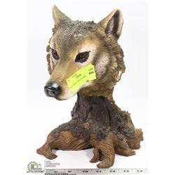 ELBY WOLF HEAD FIGURE.