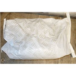 40LB BAG OF FLOOR ABSORBANT