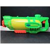 Image 1 : New Water Warrior Outlaw Water Soaker / shoots water up to 42ft
