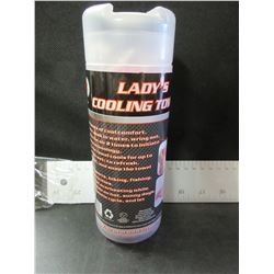 New Women's Cooling Towel 30inch / provides hrs of cooling / Pink