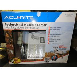 Acu-Rite Professional Weather Center / LED Screen 5 in 1 sensor
