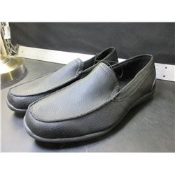 New Mens size 12 George Shoes