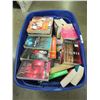 Image 1 : Large bin right full of Books / bin inc.
