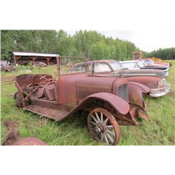 APPROX. 1916 HUBMOBILE