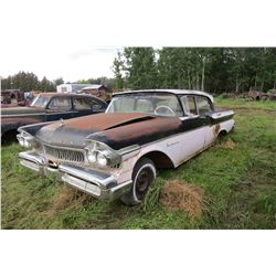 MERCURY MONTEREY 4 DOOR CAR (BLACK/WHITE)