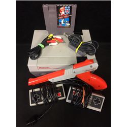 NINTENDO ENTERTAINMENT SYSTEM W/ CONTROLLERS, ZAPPER GUN & MARIO BROS/ DUCK HUNT)