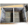 Image 2 : Wooden crate 2 compartments
