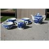 Image 1 : VINTAGE CERMAIC CHILDREN'S TEA SET