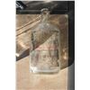 Image 8 : LOT OF JUGS AND BOTTLES