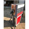 Image 4 : 1970s electric gas pump - Esso