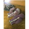 Image 2 : 2 Vintage Boxing gloves and Ball glove