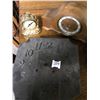 Image 2 : 4 Clocks for parts only